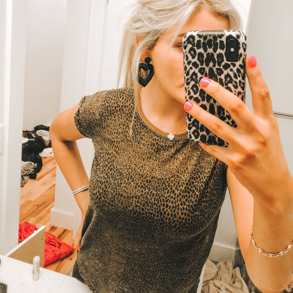 We The Free tee cheetah print🐆